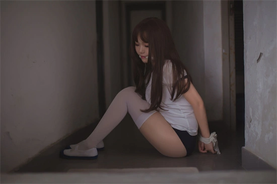 ddlg是什么?探索这个字母圈背后的情感与关系秘密 一